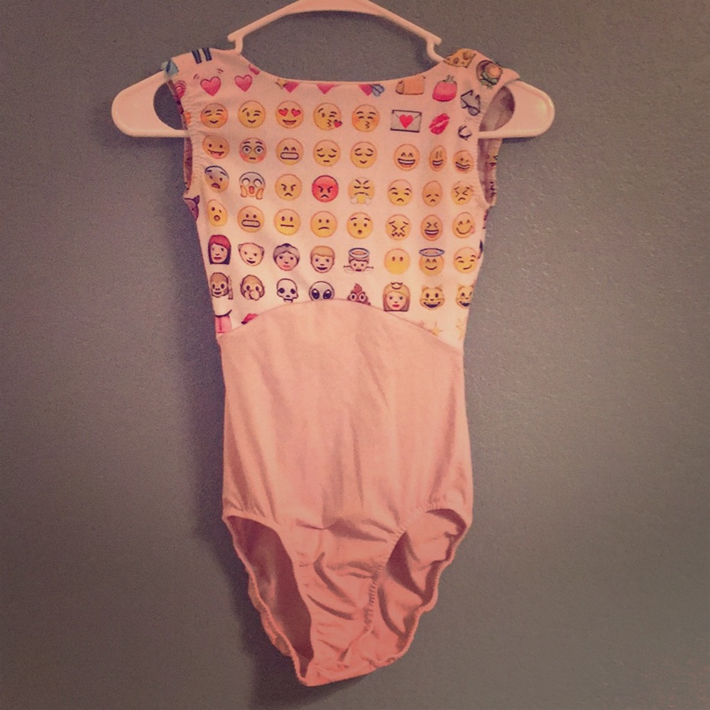 Lone Reed leotard